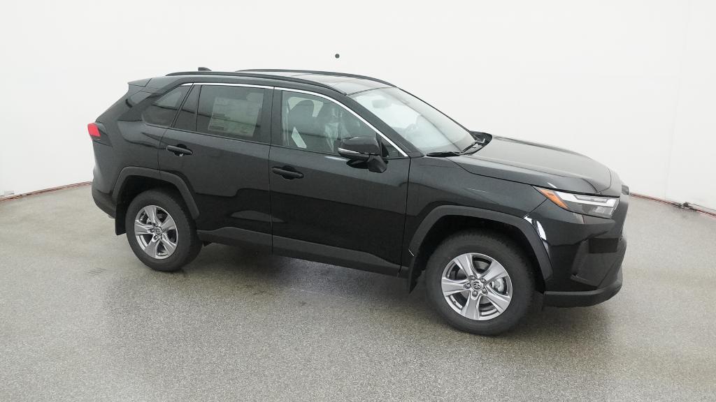 2025 Toyota RAV4 XLE photo 27