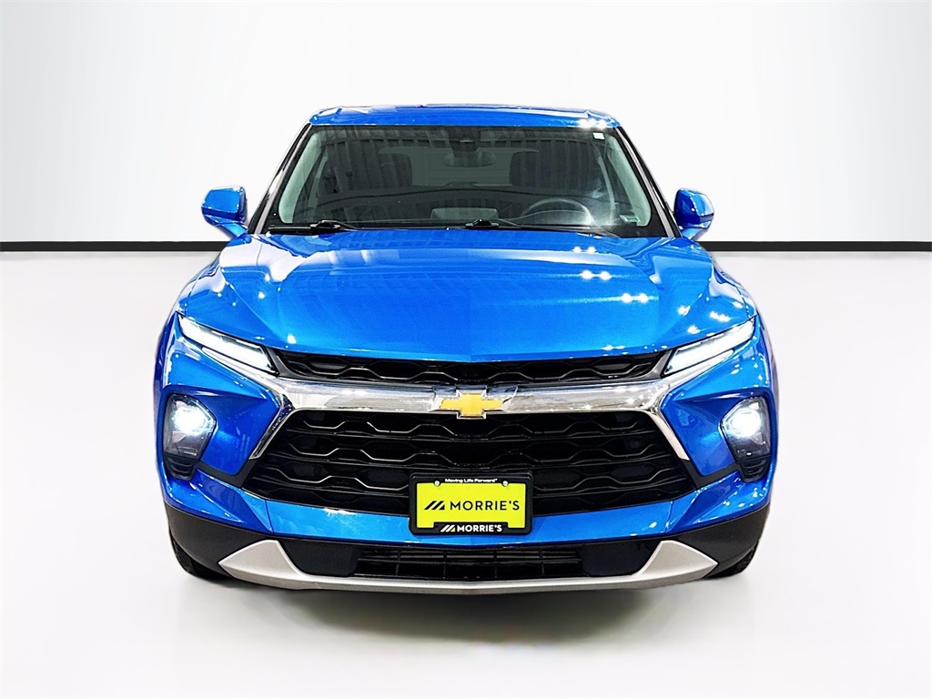 2025 Chevrolet Blazer 2LT photo 2