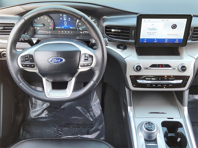2024 Ford Explorer XLT photo 17