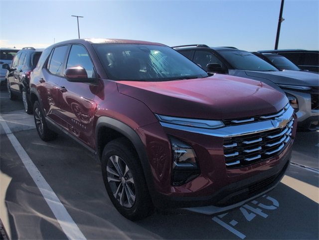 2026 Chevrolet Equinox photo 2