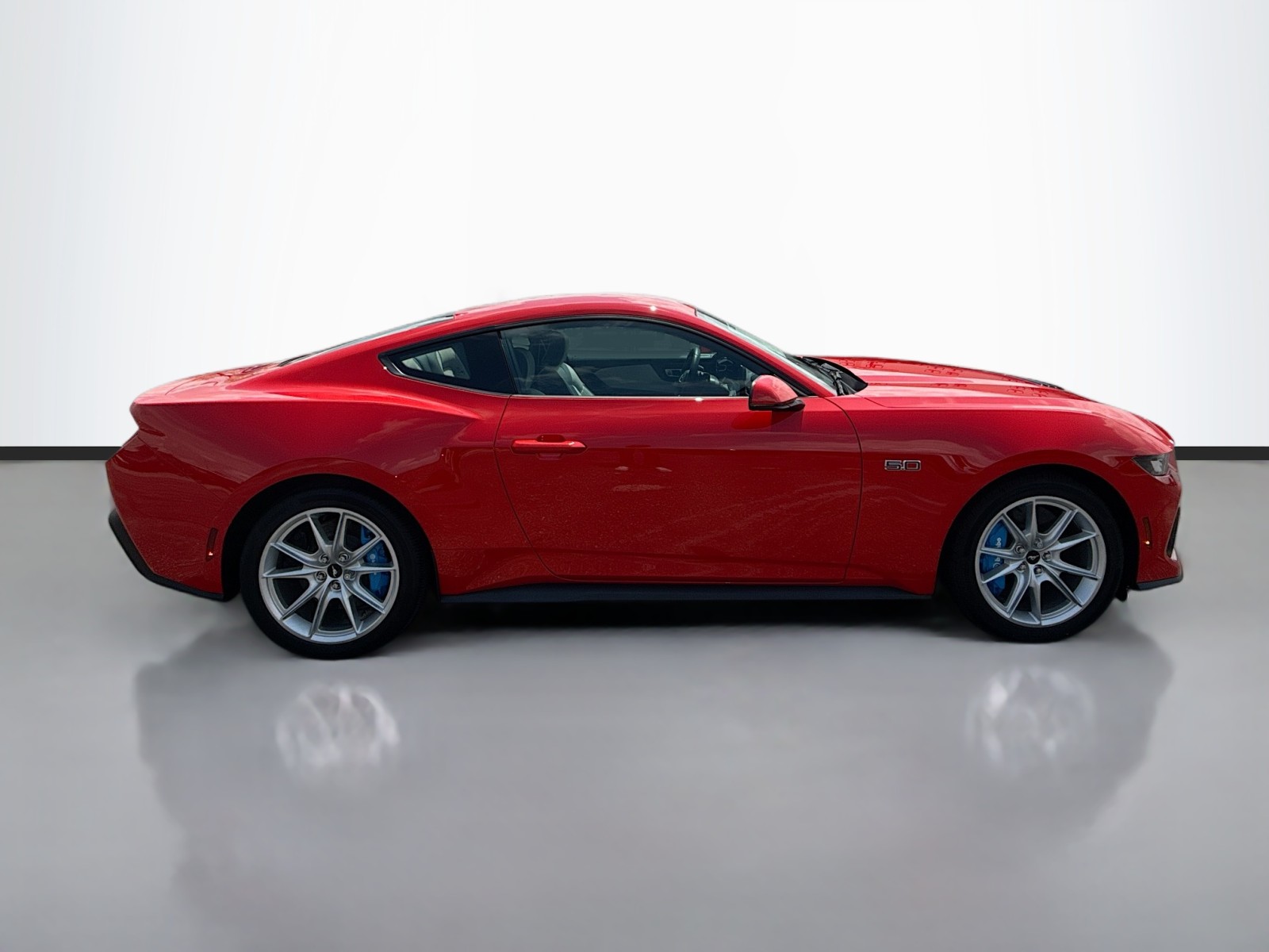 2024 Ford Mustang GT Premium photo 4