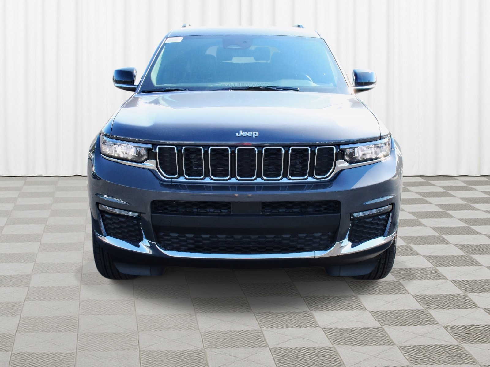 2025 Jeep Grand Cherokee Limited photo 18