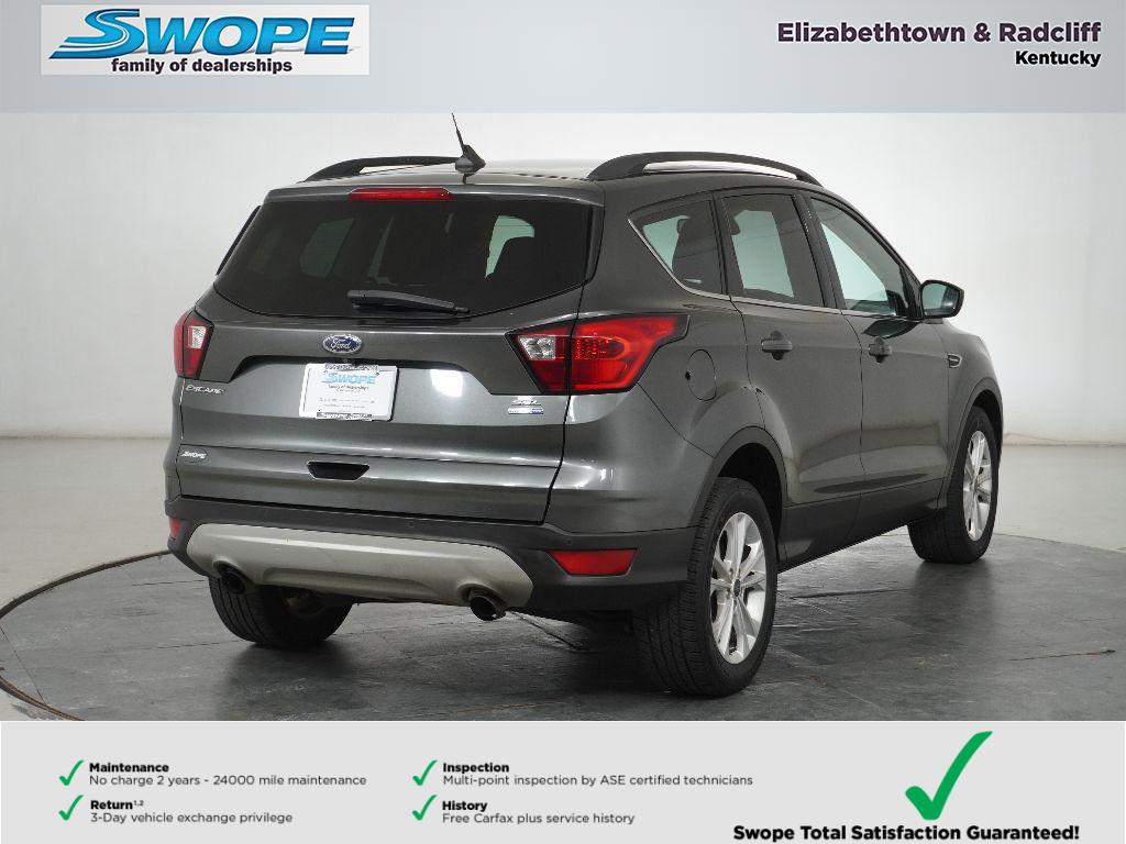 2019 Ford Escape SEL photo 3