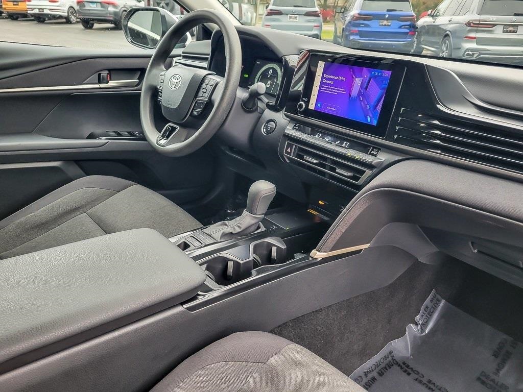 2025 TOYOTA CAMRY - Image 21