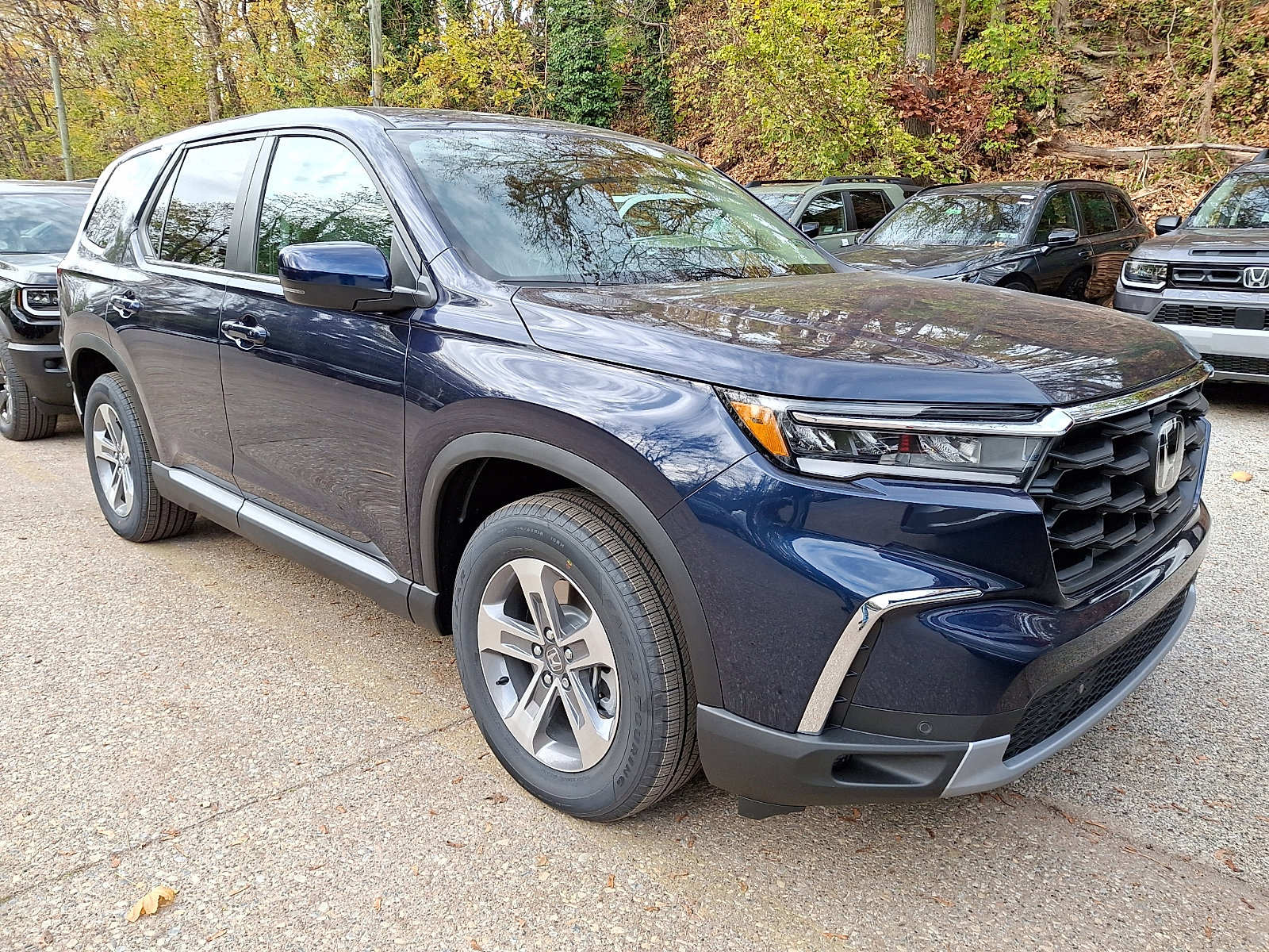 2025 Honda Pilot EX-L photo 2