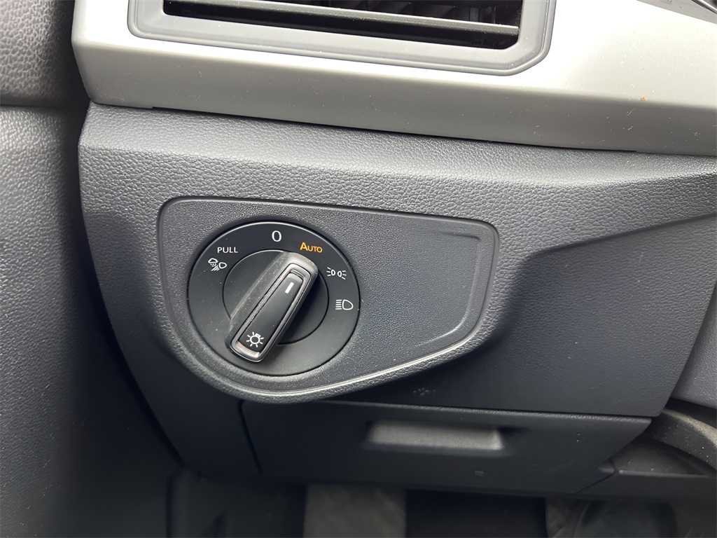 2021 Volkswagen Atlas V6 SE Technology photo 32