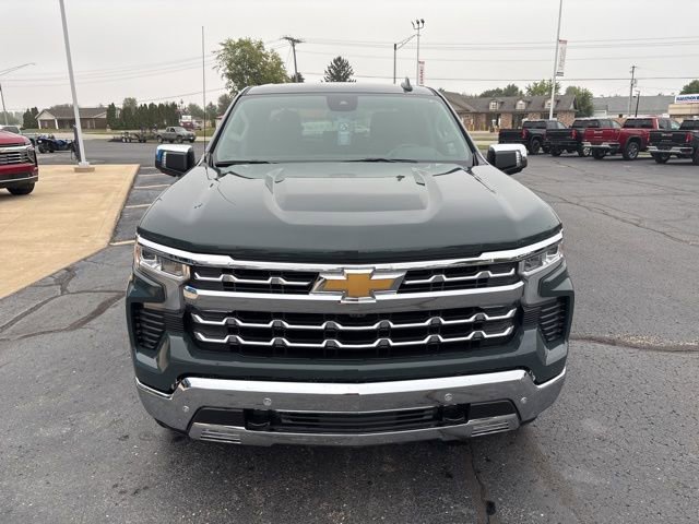 2025 Chevrolet Silverado 1500 LTZ photo 9
