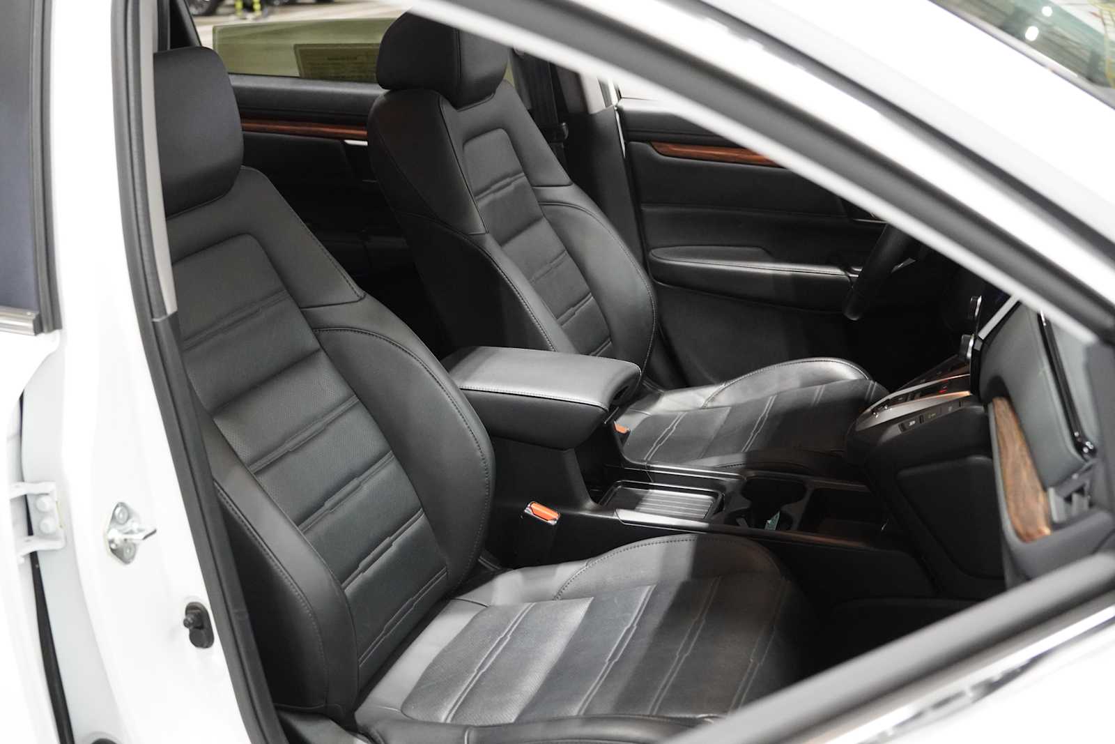 2020 Honda CR-V Hybrid EX-L photo 9