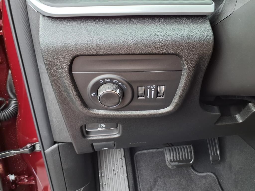 2025 Jeep Grand Cherokee Altitude X photo 11
