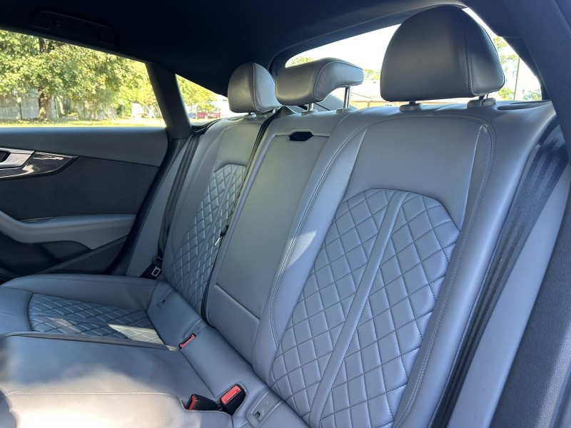 2022 Audi S5 Prestige photo 20