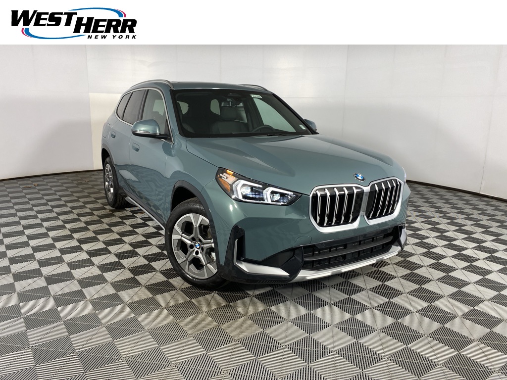 2026 BMW X1 28i's photo