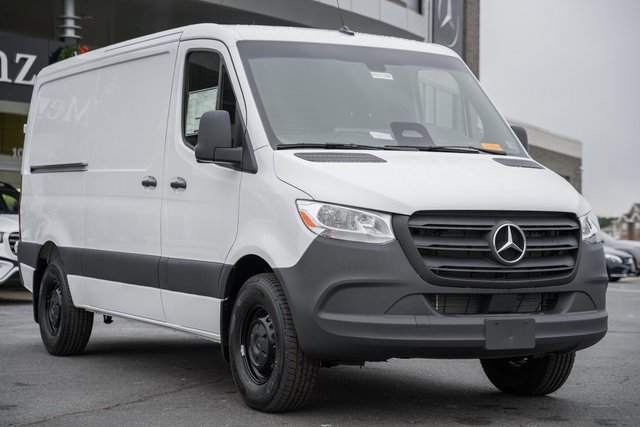 2025 Mercedes-Benz Sprinter Cargo Van Base's photo