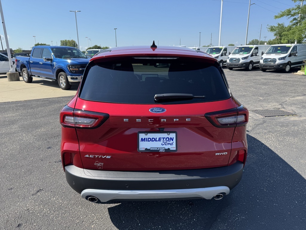 2025 Ford Escape Active photo 5