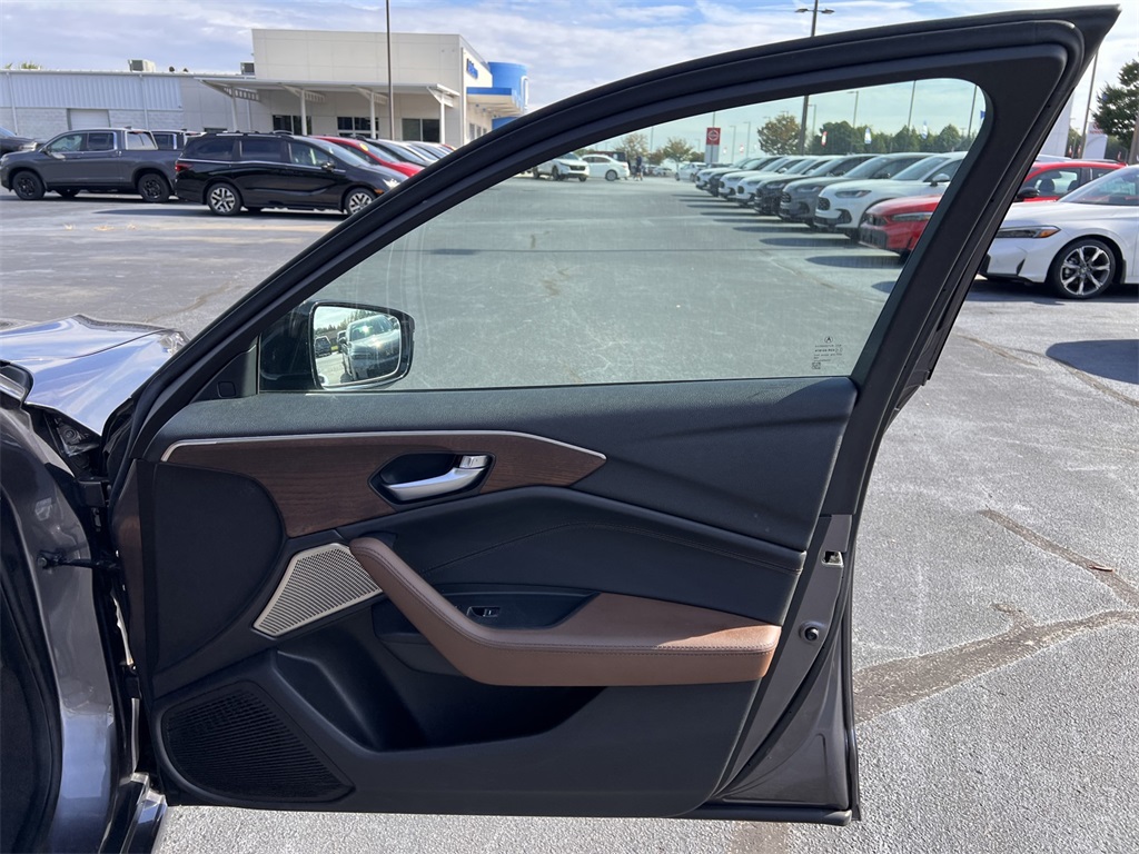 2021 Acura TLX Advance photo 16