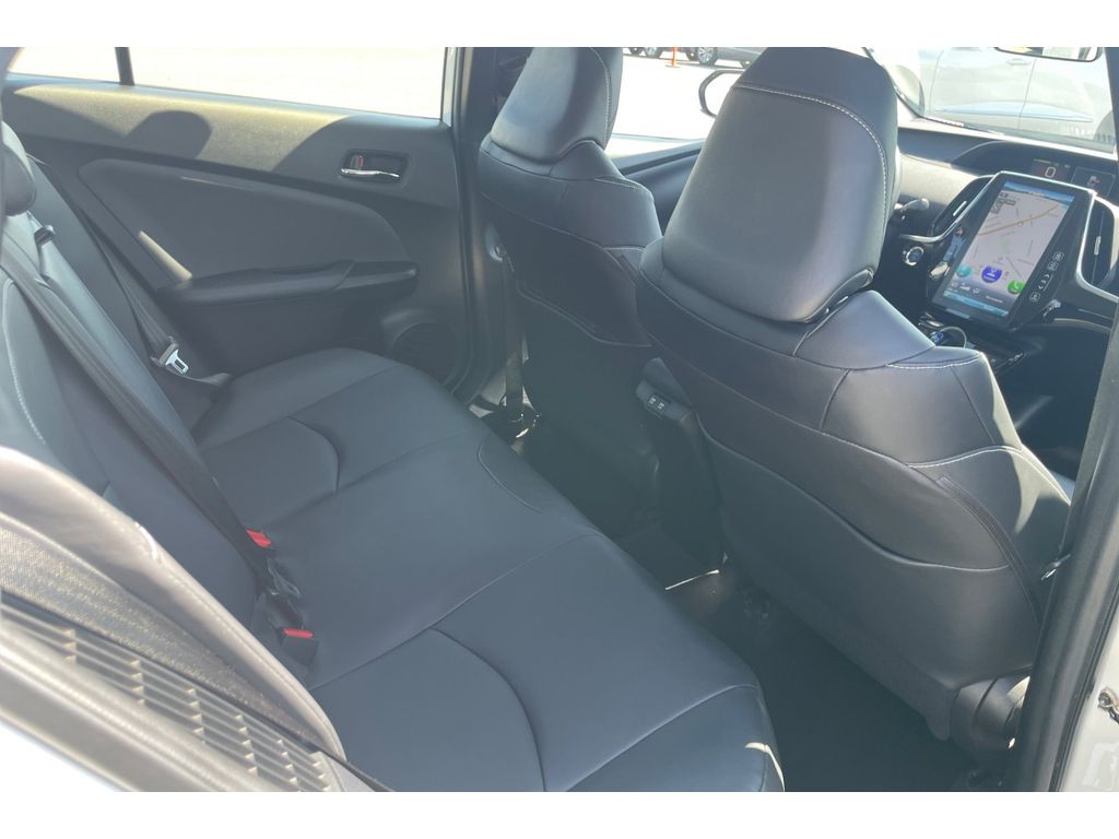2022 Toyota Prius Prime XLE photo 17