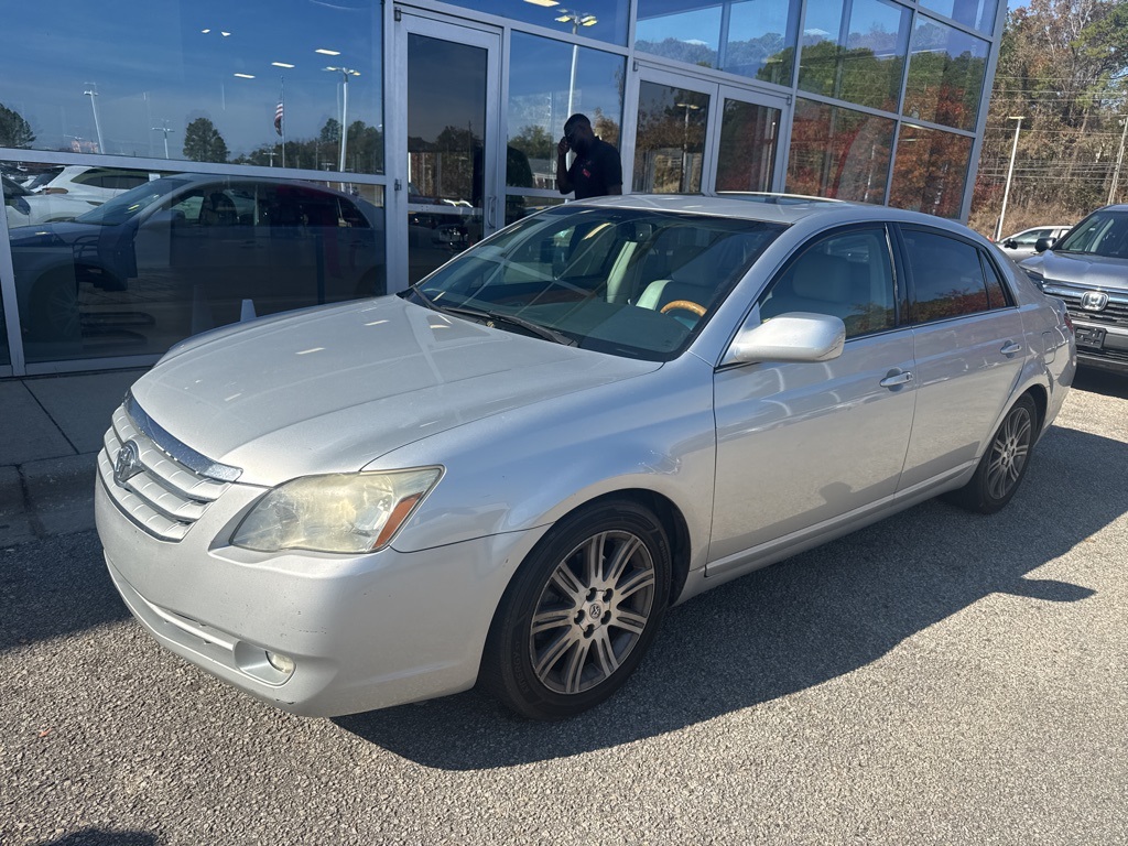2005 Toyota Avalon Limited