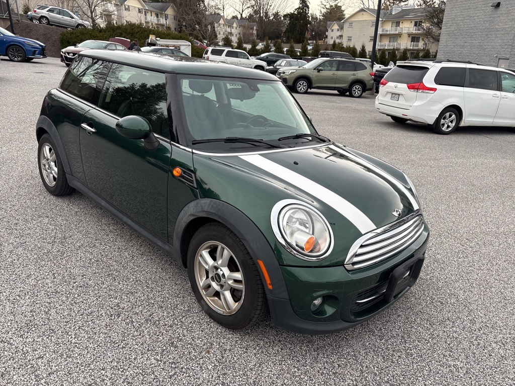 2013 MINI Cooper Base's photo