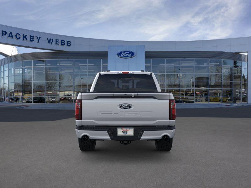 2025 Ford F-150 XLT photo 5