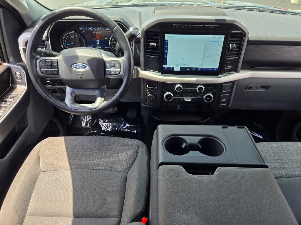 2022 Ford F-150 XLT photo 16