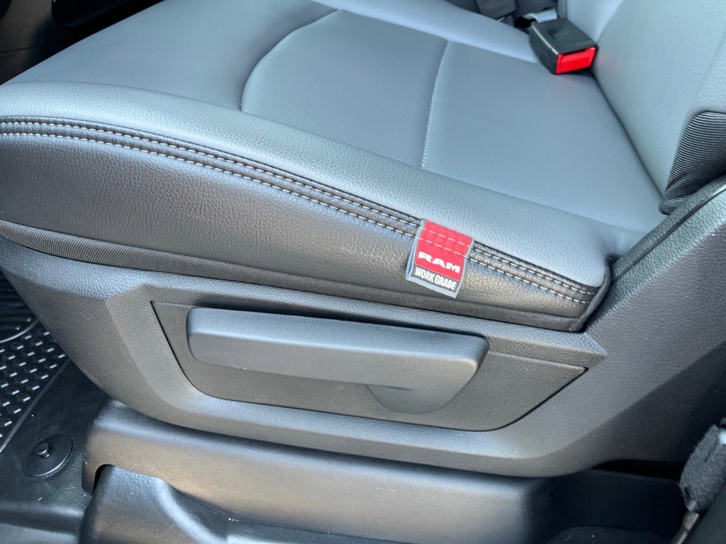 2026 Ram 2500 Tradesman photo 6