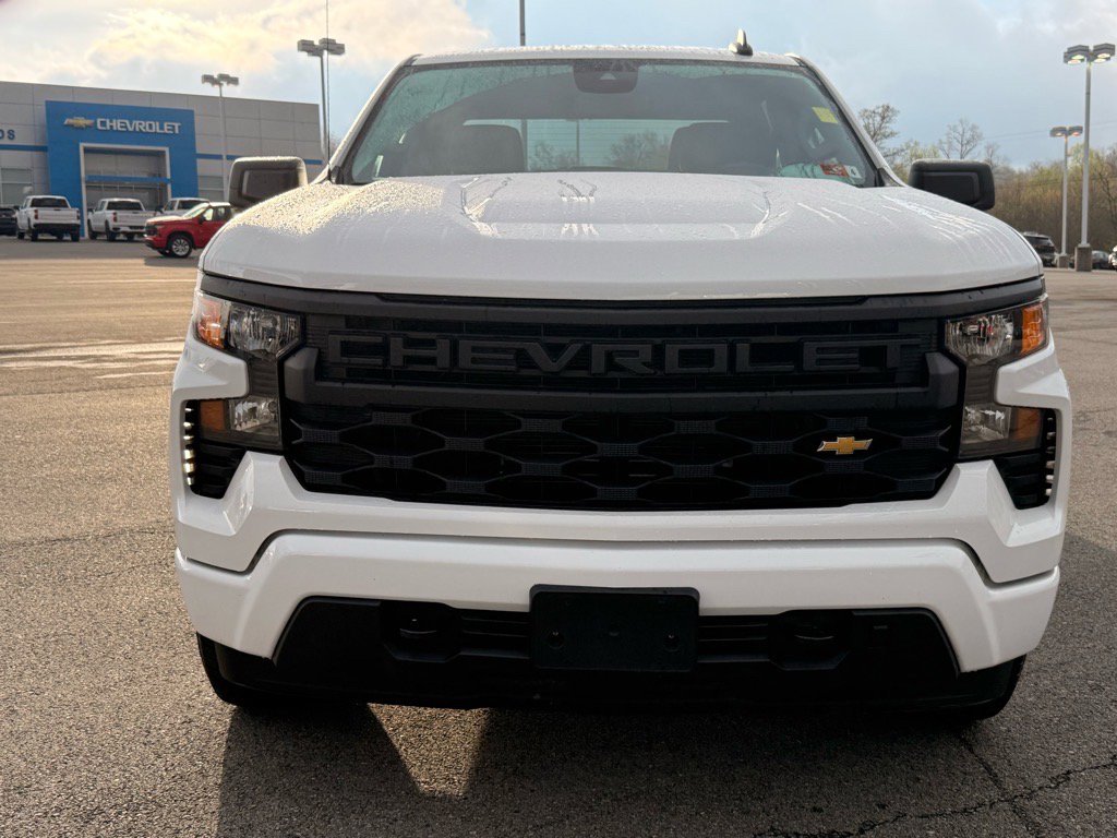 2023 Chevrolet Silverado 1500 Custom photo 9