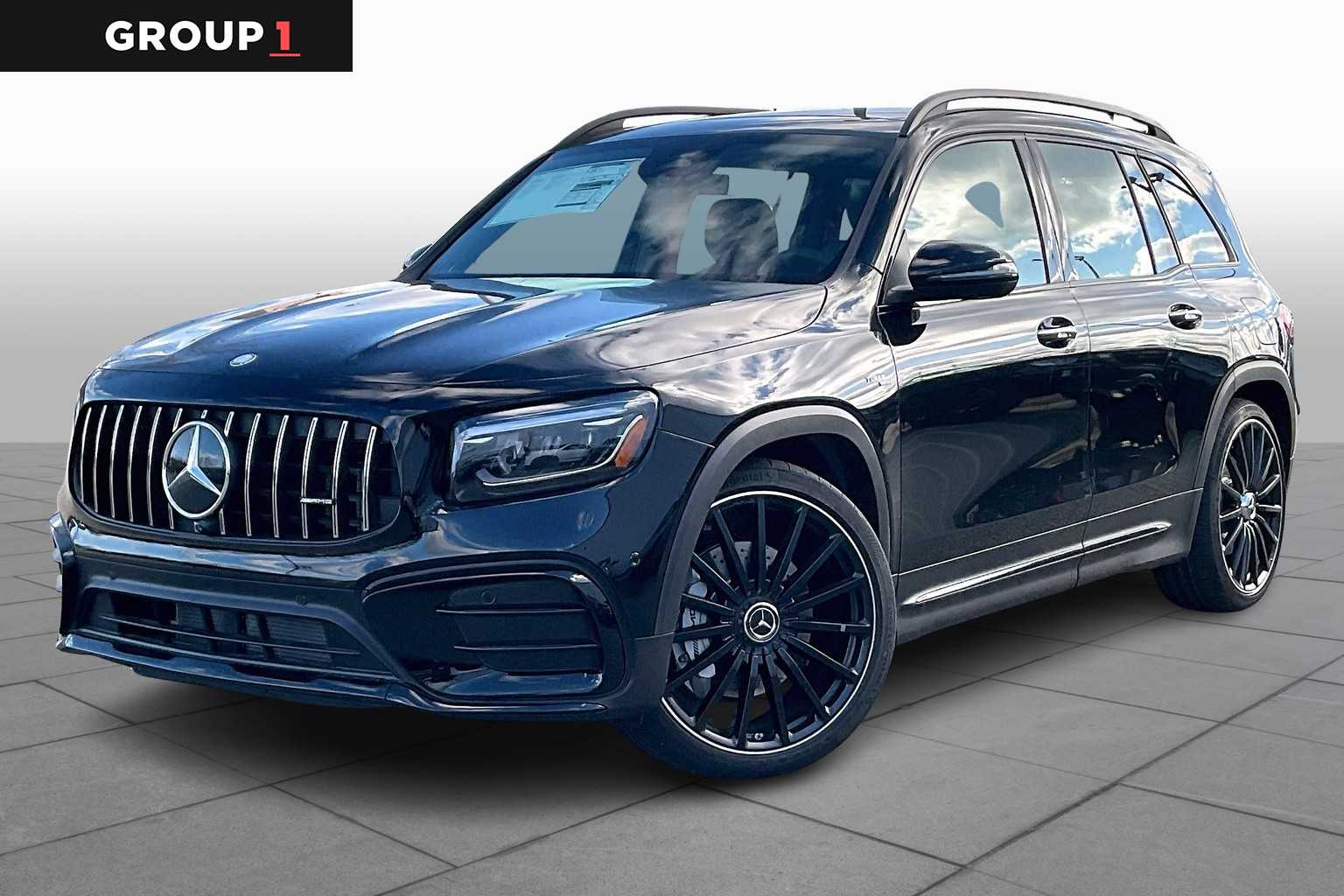 2025 Mercedes-Benz GLB GLB35 AMG's photo