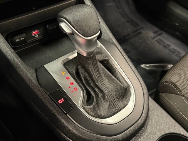 2023 Kia Forte LXS photo 24