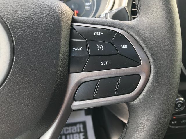 2022 Jeep Cherokee Latitude Lux photo 6