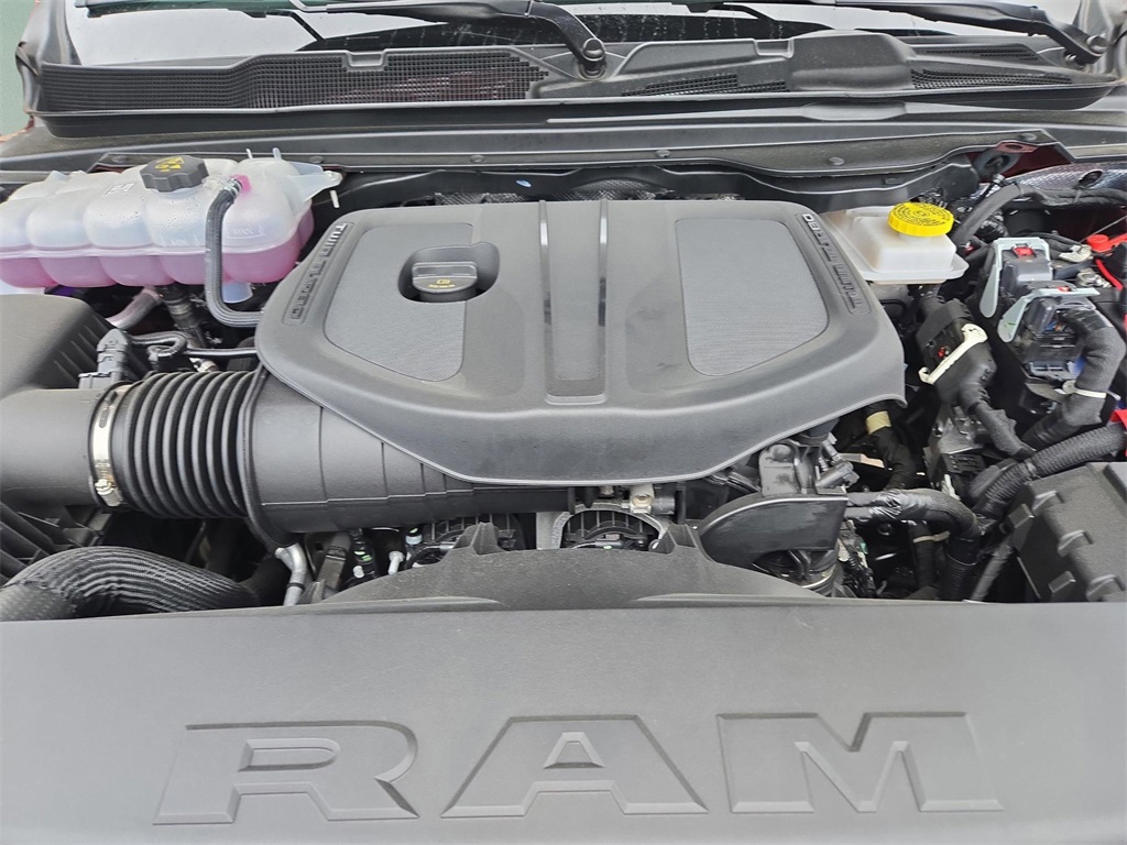 2025 Ram 1500 Big Horn Lone Star photo 30