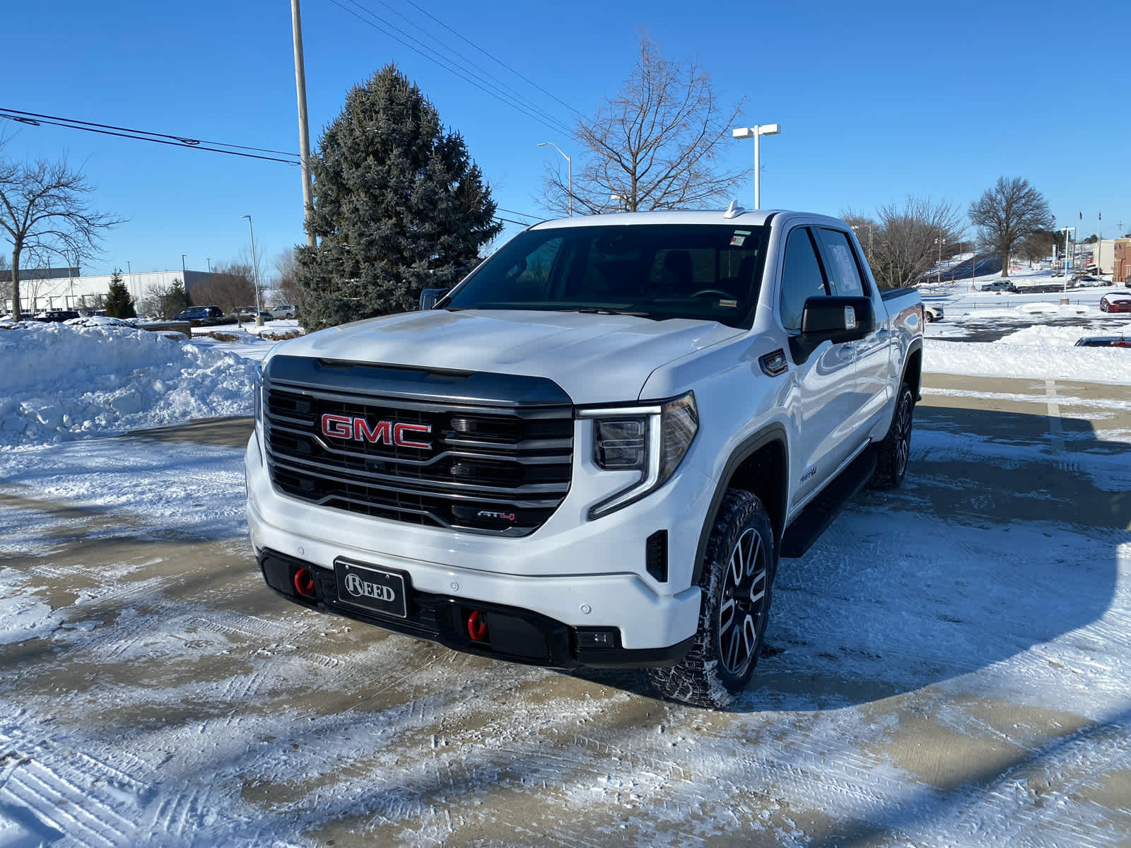 Used 2024 GMC Sierra 1500 AT4 with VIN 1GTUUEEL4RZ407527 for sale in Kansas City