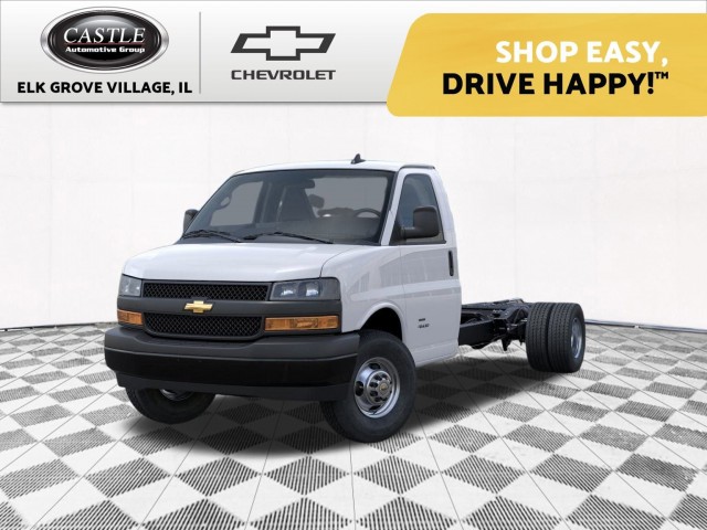 2025 Chevrolet Express Cutaway Base's photo