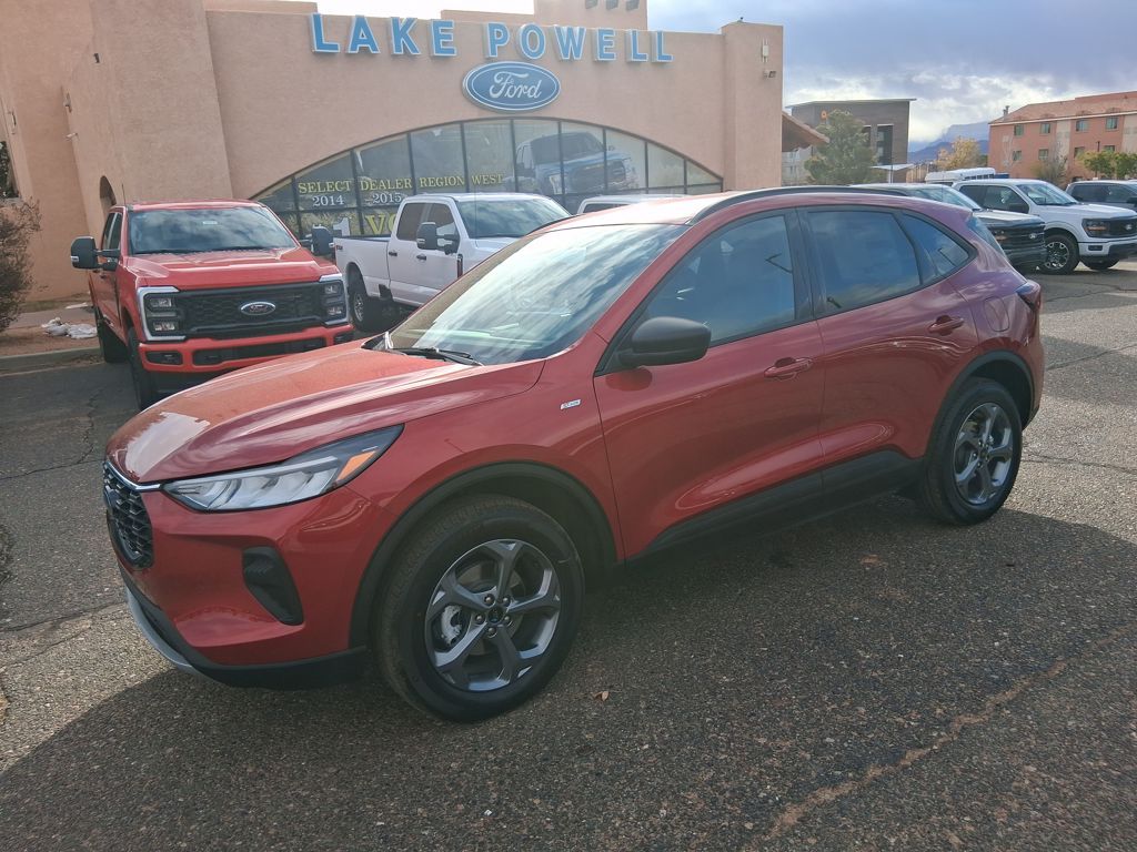 2026 Ford Escape ST-Line's photo