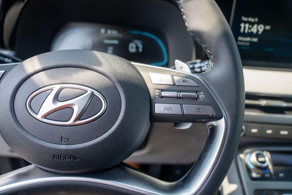 2026 Hyundai Palisade SEL photo 24