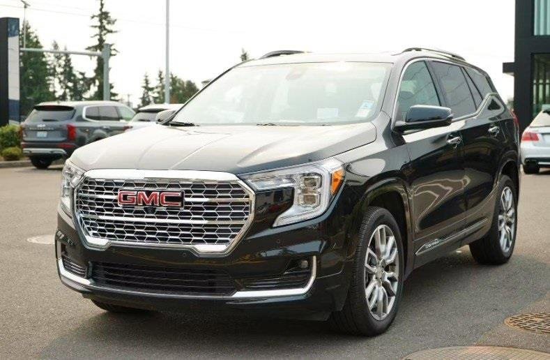 2024 GMC Terrain Denali's photo