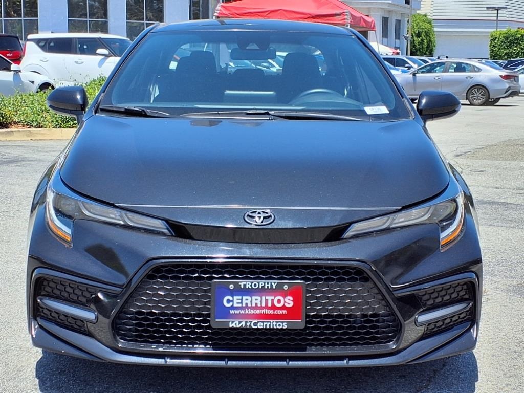 2022 Toyota Corolla SE photo 3
