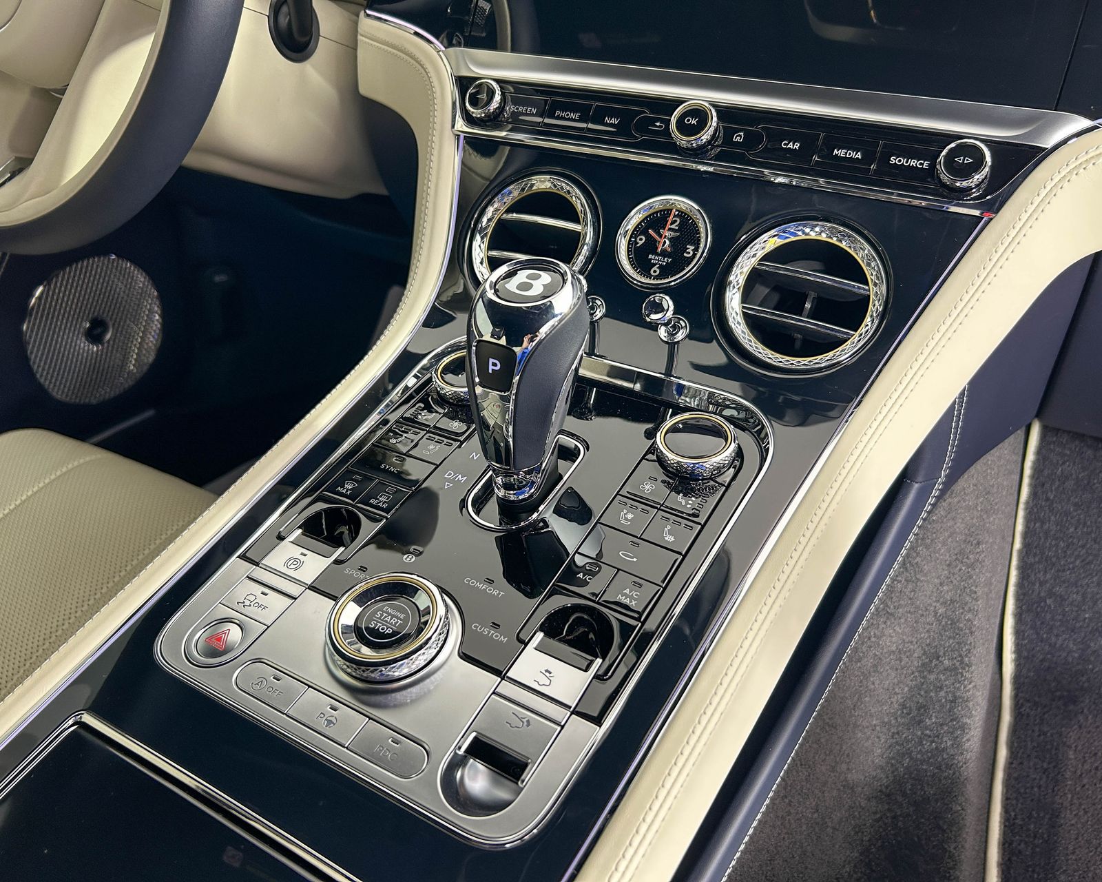 2020 Bentley Continental GT W12 photo 24