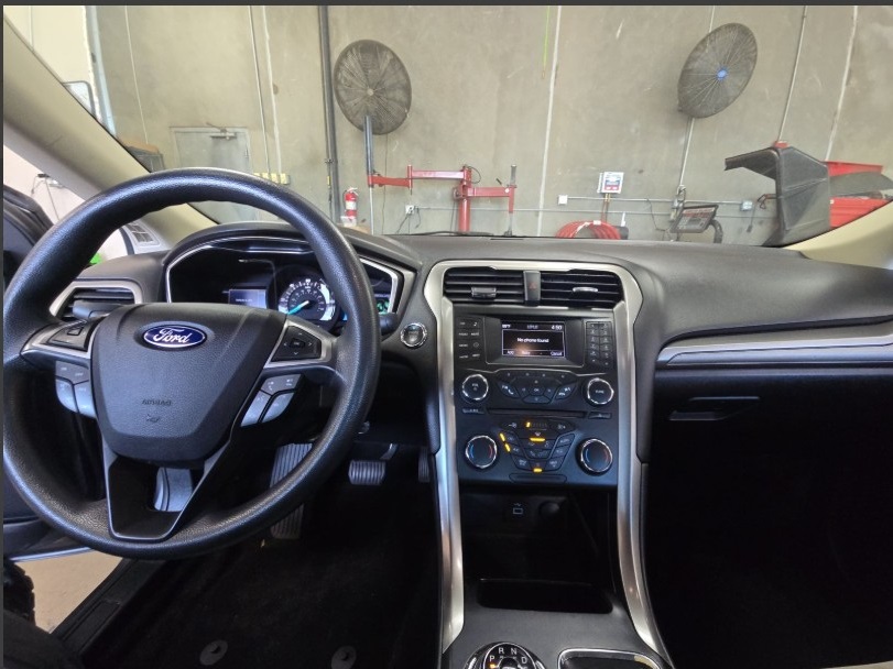 2017 Ford Fusion Hybrid S photo 20