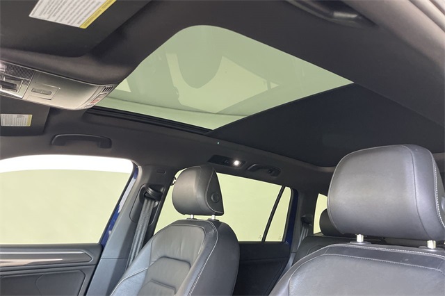 2021 Volkswagen Tiguan SEL Premium R-Line photo 37