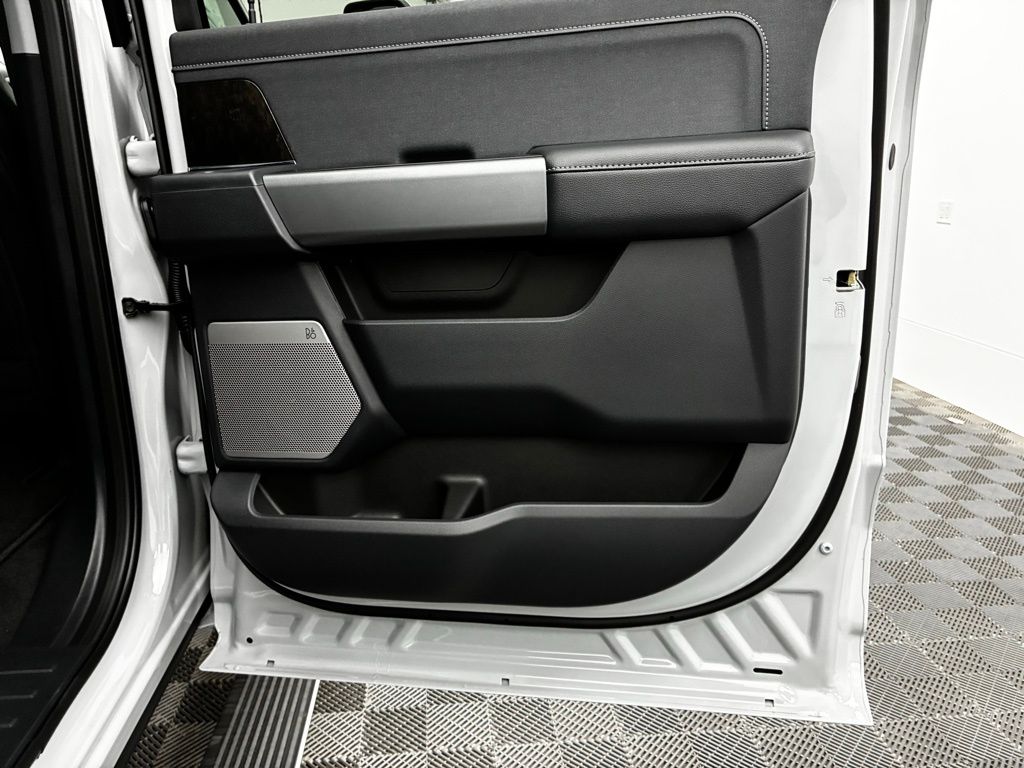 2026 Ford F-350 Lariat photo 27