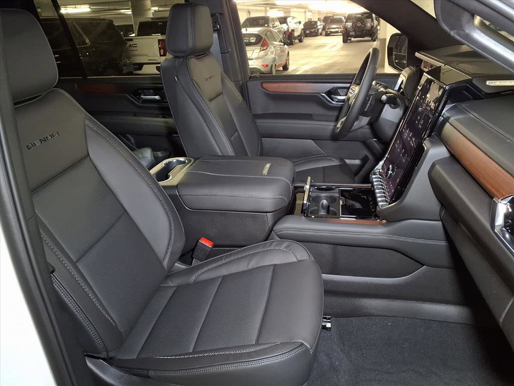 2026 Gmc Yukon XL Denali photo 6
