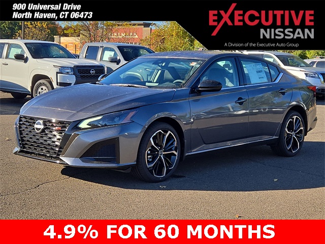 2025 Nissan Altima SR photo 2