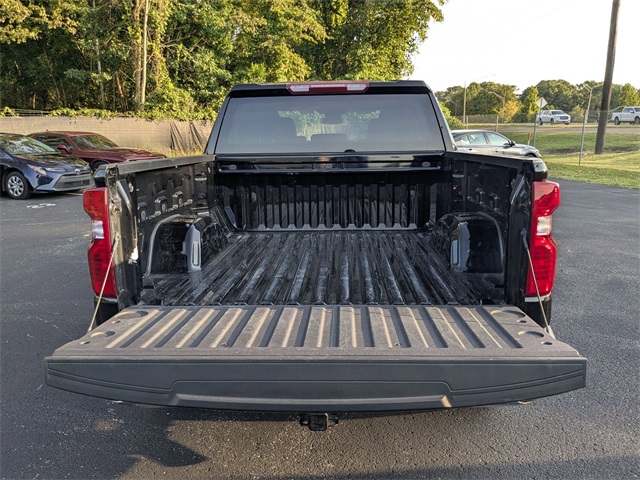 2025 Chevrolet Silverado 1500 LT photo 7