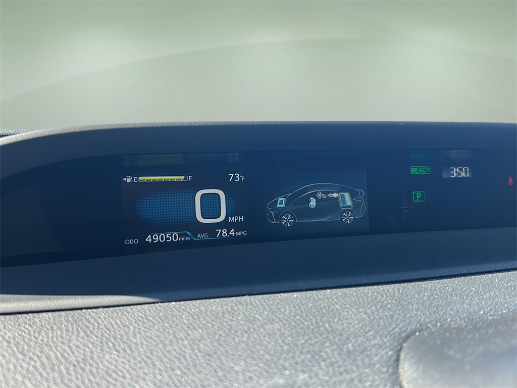 2020 Toyota Prius Prime LE photo 12