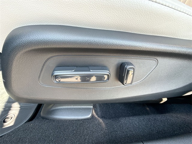 2024 Honda HR-V EX-L photo 17