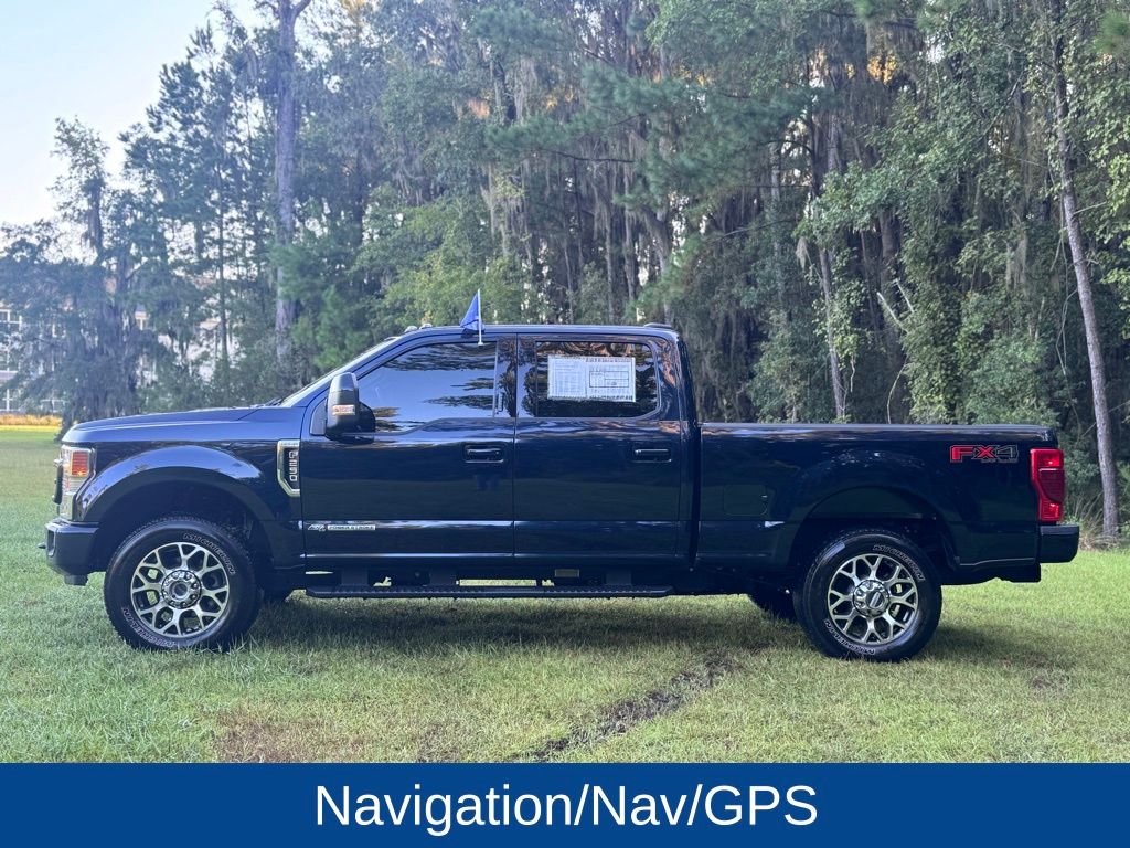 2022 Ford F-250 Lariat photo 2