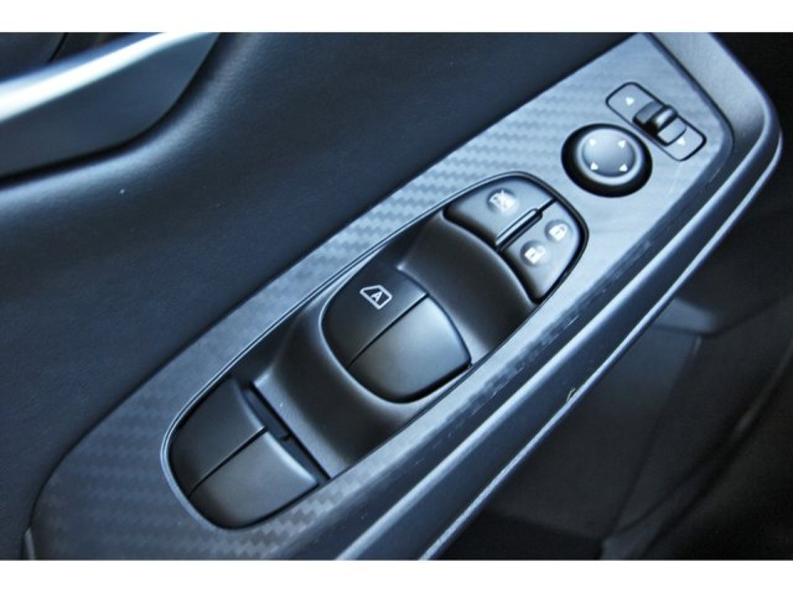 2025 Nissan Sentra SV Black at Robbins Nissan