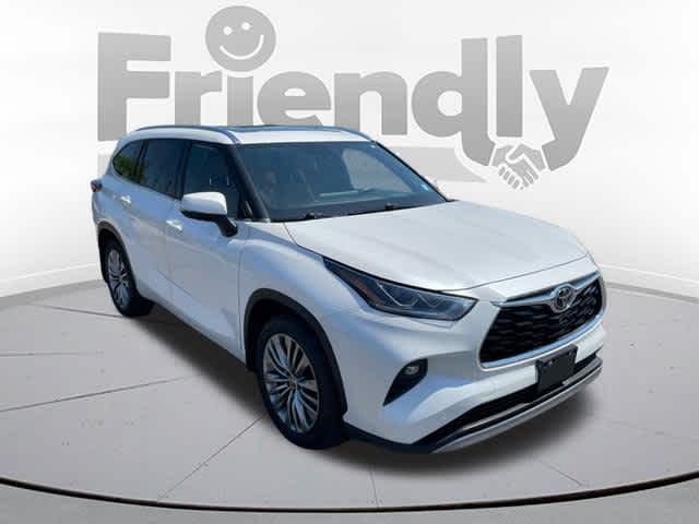 2021 Toyota Highlander Platinum photo 3