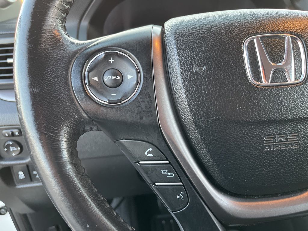 2018 Honda Ridgeline RTL photo 18