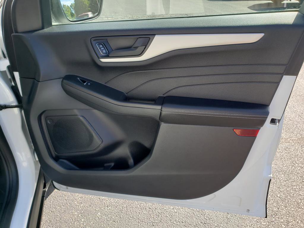 2022 Ford Escape SE photo 13