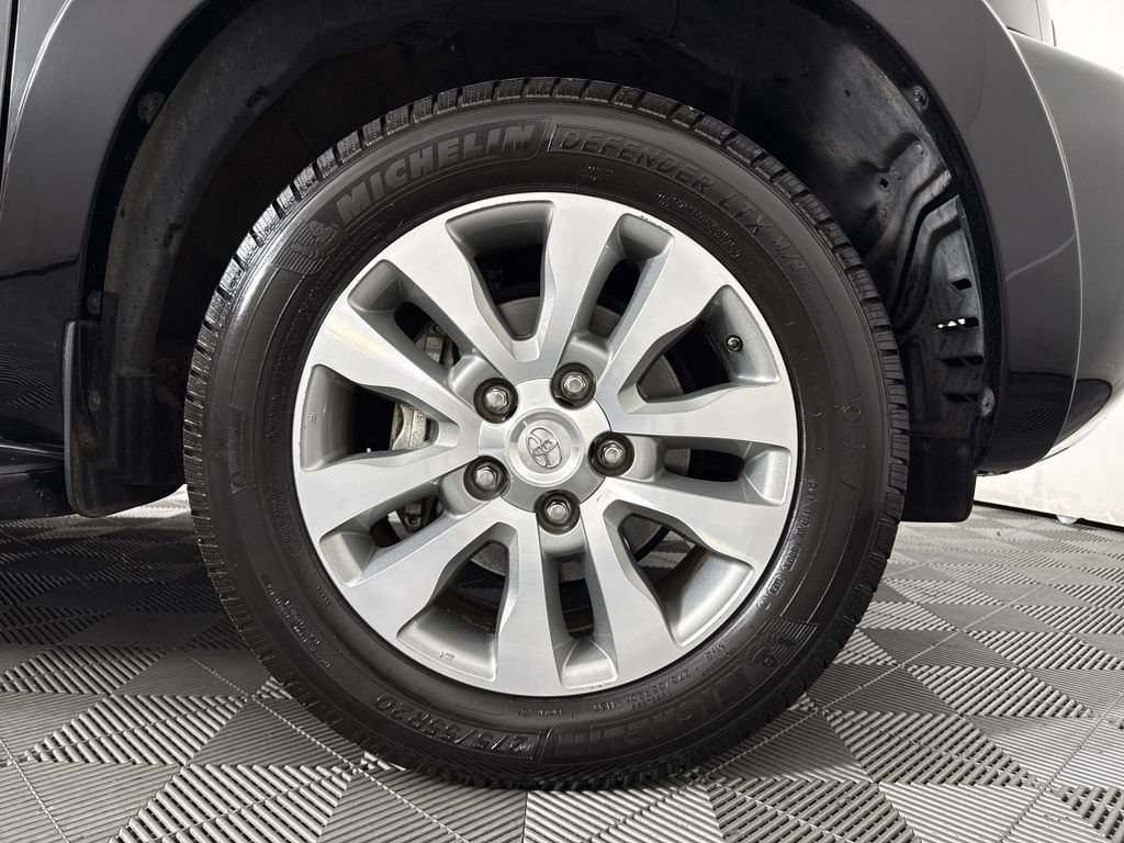 2016 Toyota Sequoia Limited photo 10